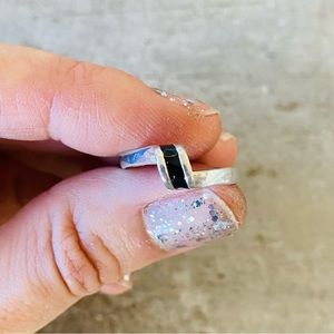 ♥️ Southwestern Style ♥️ Vintage Sterling Silver & Black Onyx Ring